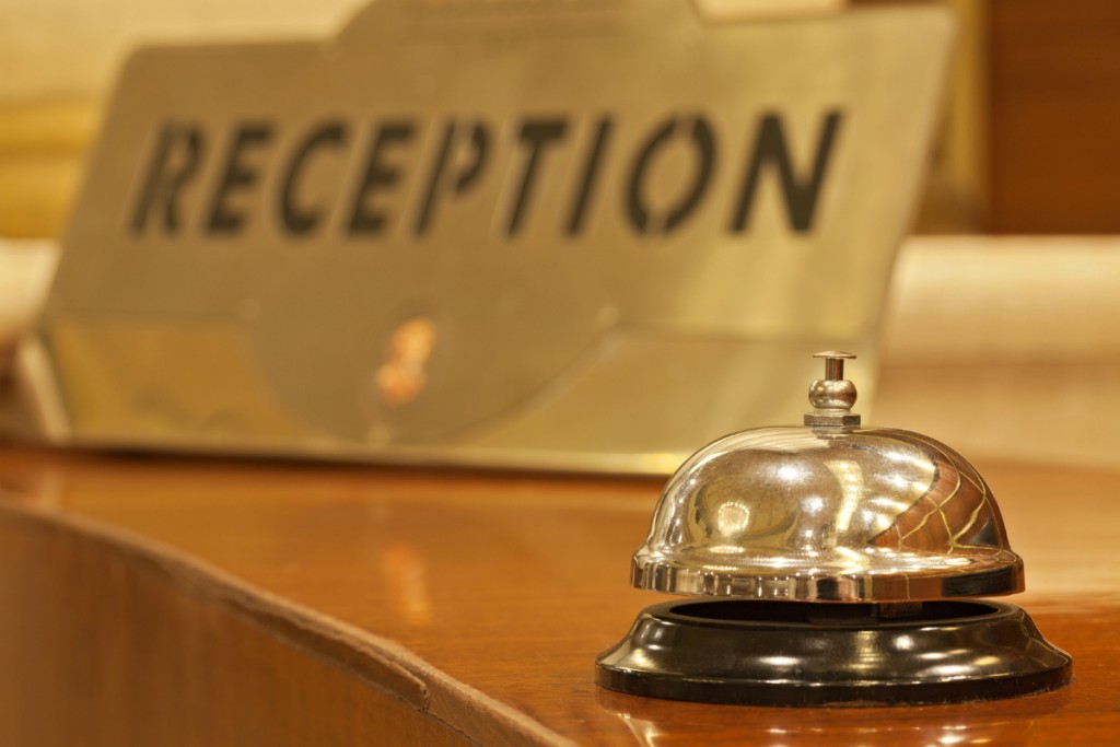 Trabajos en recepción de hotel